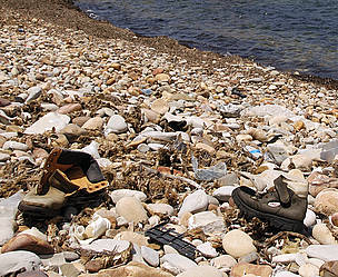 Old shoes and plastic bags littering one of the beaches near Tabarka, Tunisia.
© Michel Gunther / WWF
© Michel Gunther / WWF
